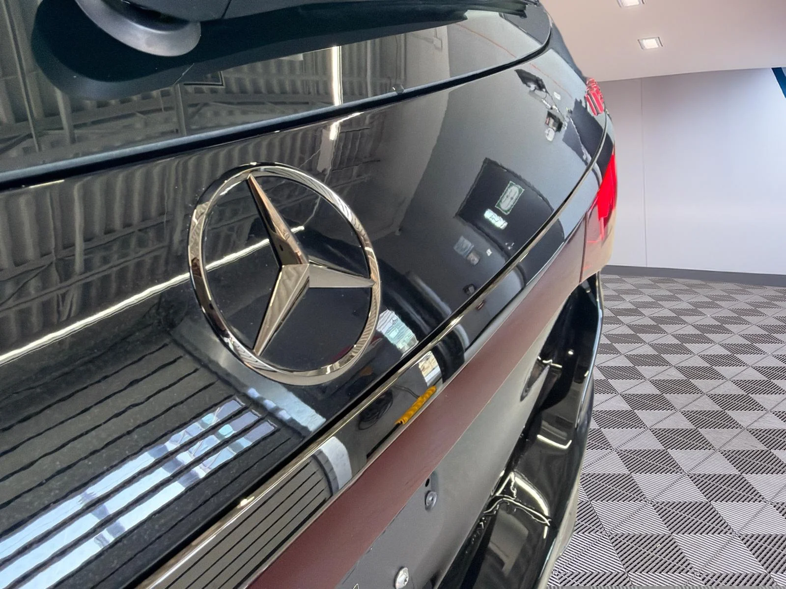 New 2026 Black Mercedes-Benz E 53 HYBRID 4MATIC+ Wagon image 32