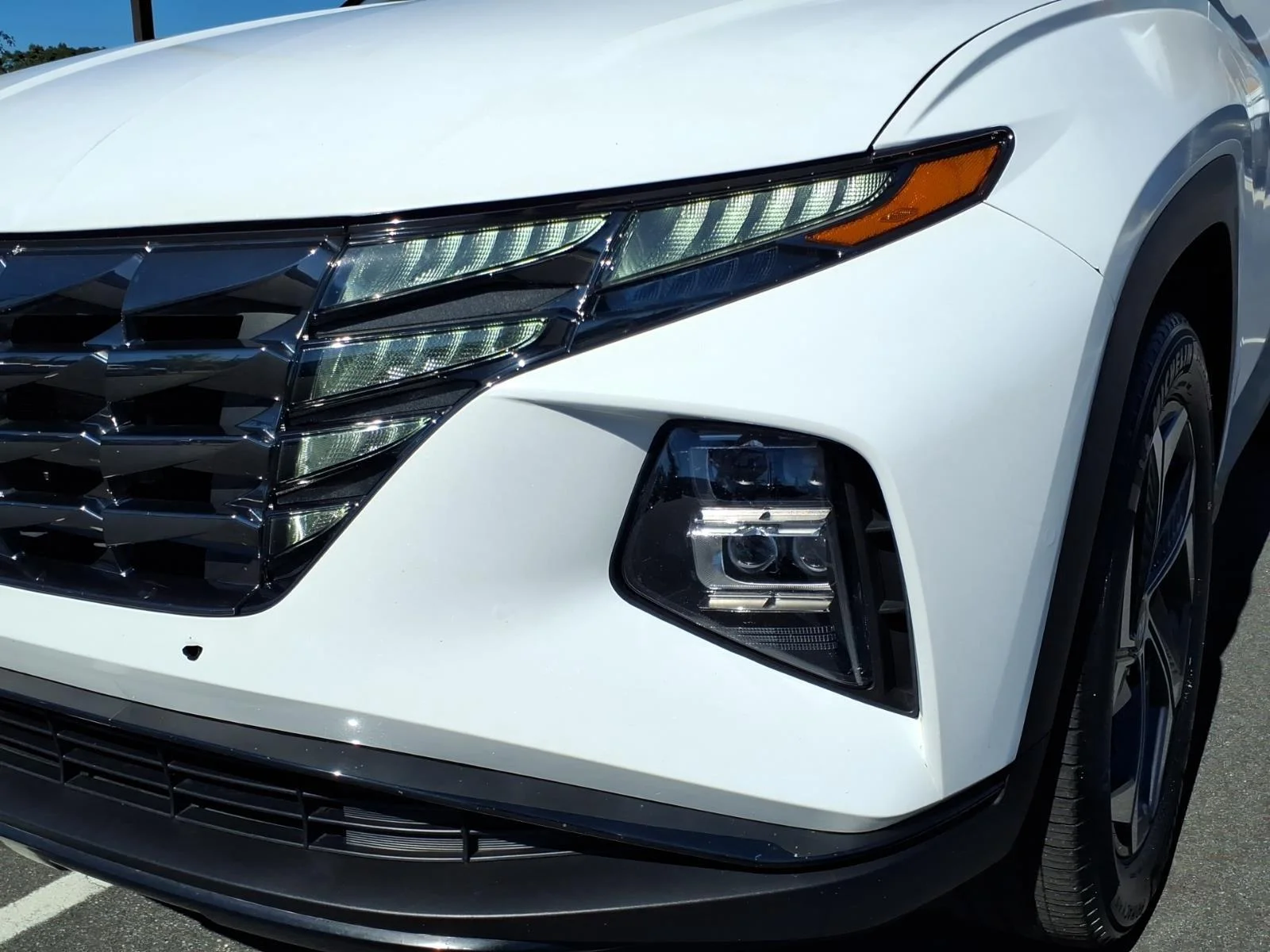 Used 2024 Black Pearl Hyundai Limited image 17