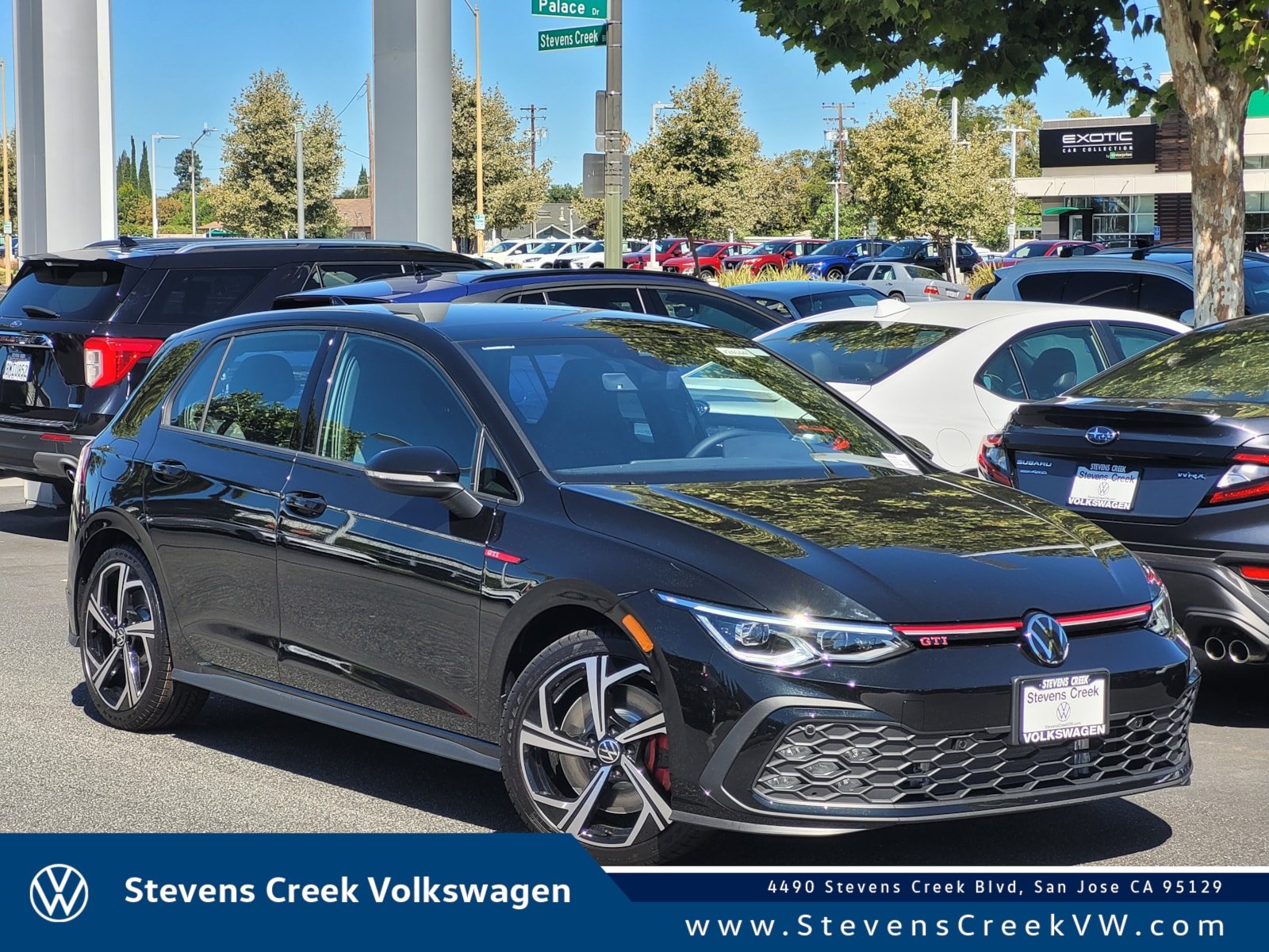 2024 Volkswagen Golf GTI 2.0T SE 4-door DSG's photo