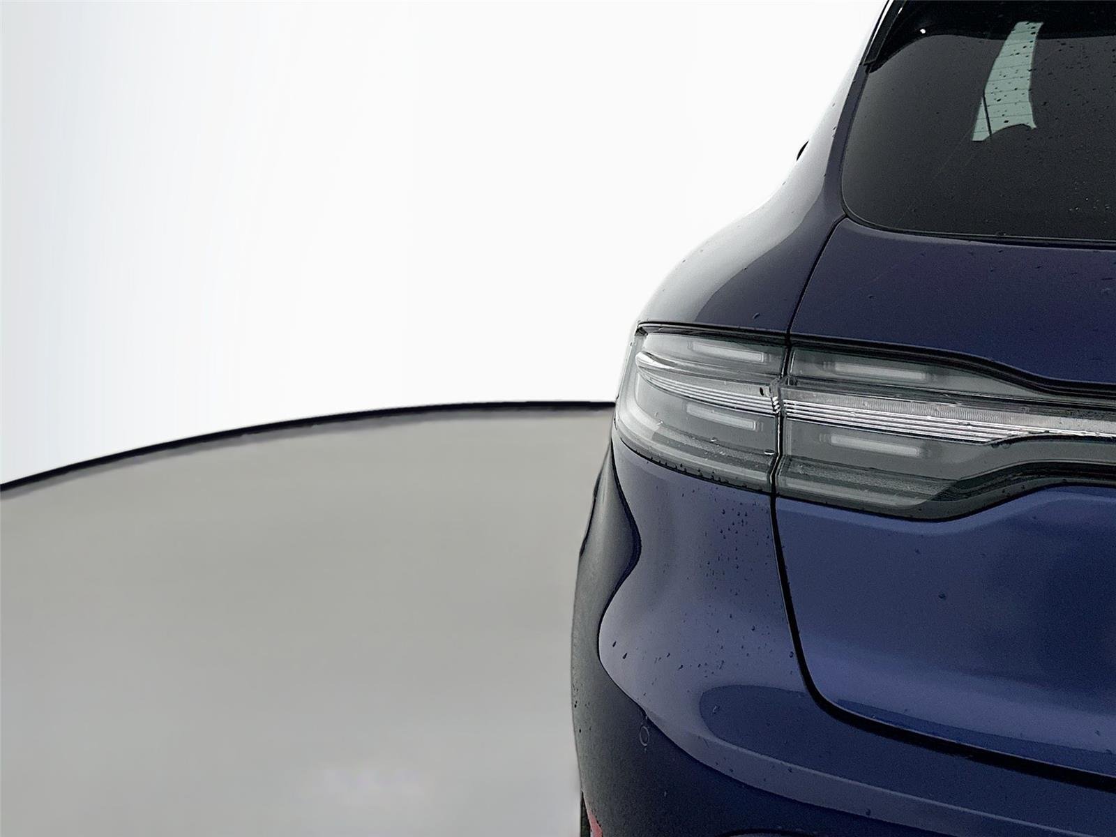 2024 Porsche Macan Base - Photo 16