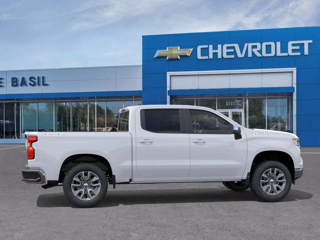 New 2026 Summit White Chevrolet LT (2FL) image 5