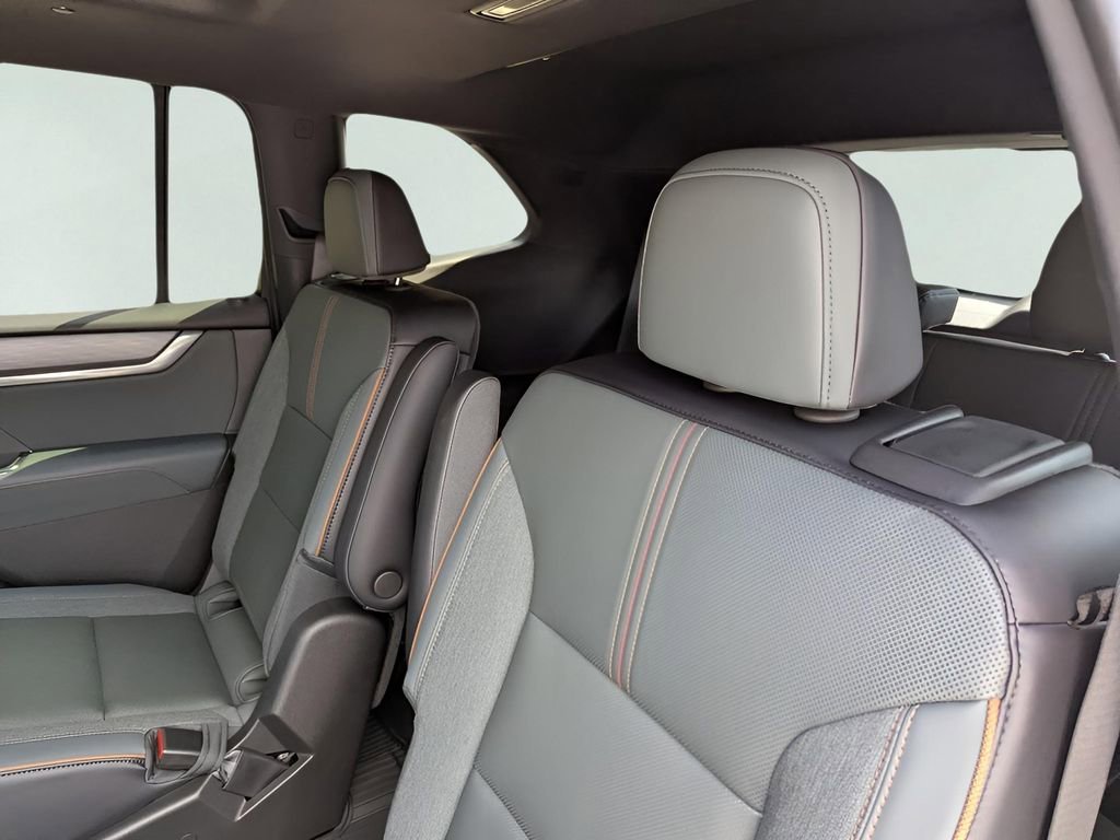 2026 GMC Acadia AT4 - Photo 15
