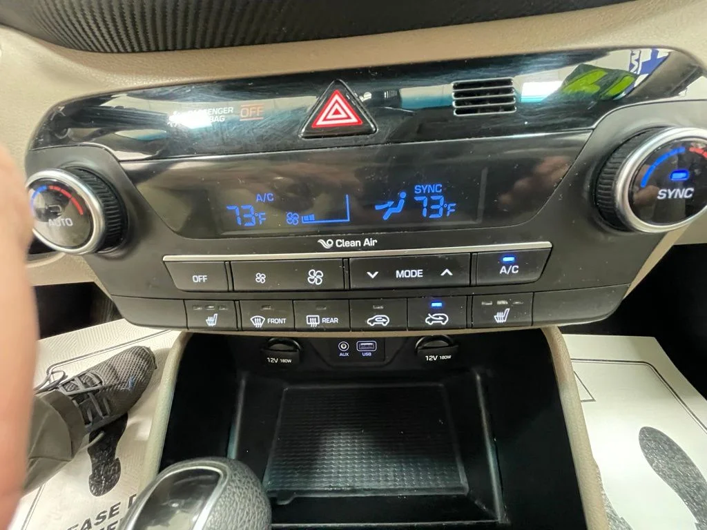 Used 2019 Blue Hyundai SEL image 17