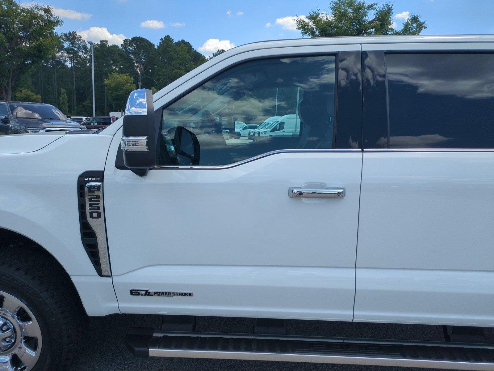 New 2026 Oxford White Ford F-250® Lariat® image 15