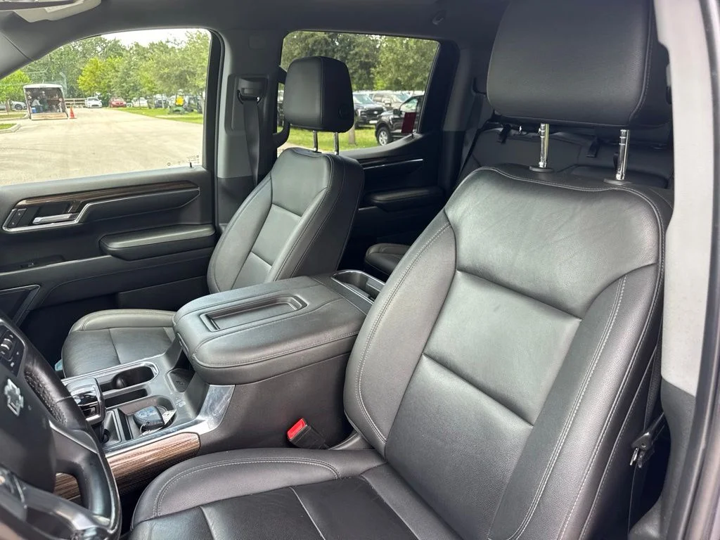 Used 2022 Northsky Blue Metallic Chevrolet RST image 10