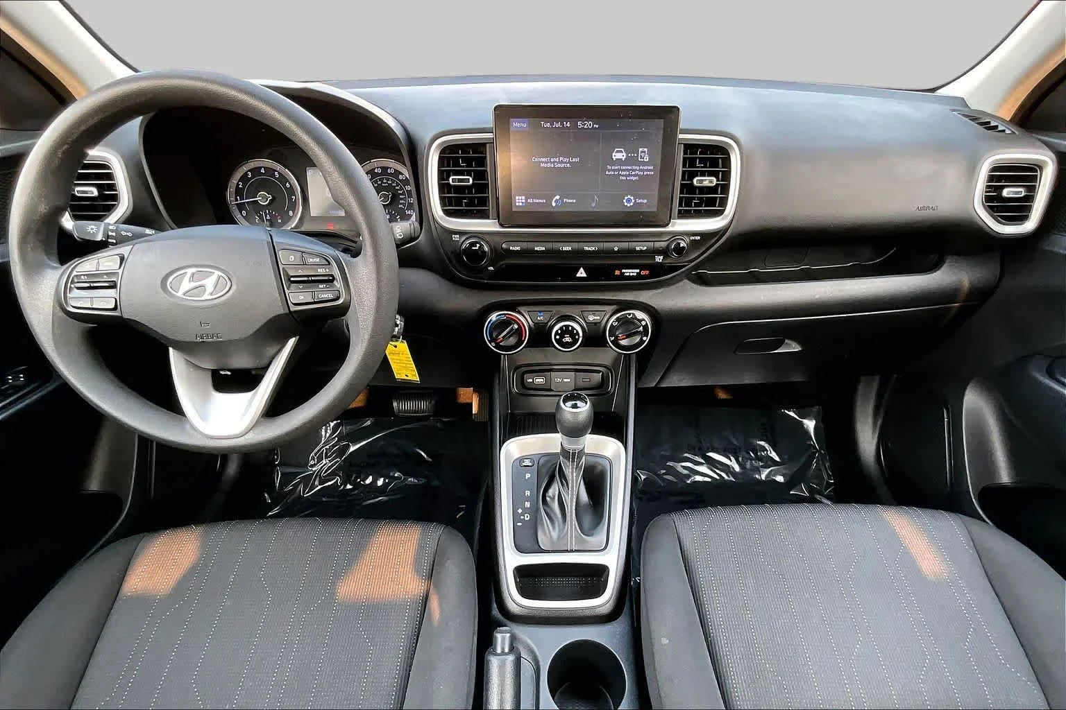 Used 2022 Intense Blue Hyundai SE image 15