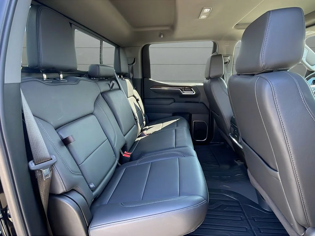 Used 2025 Black GMC Elevation image 14