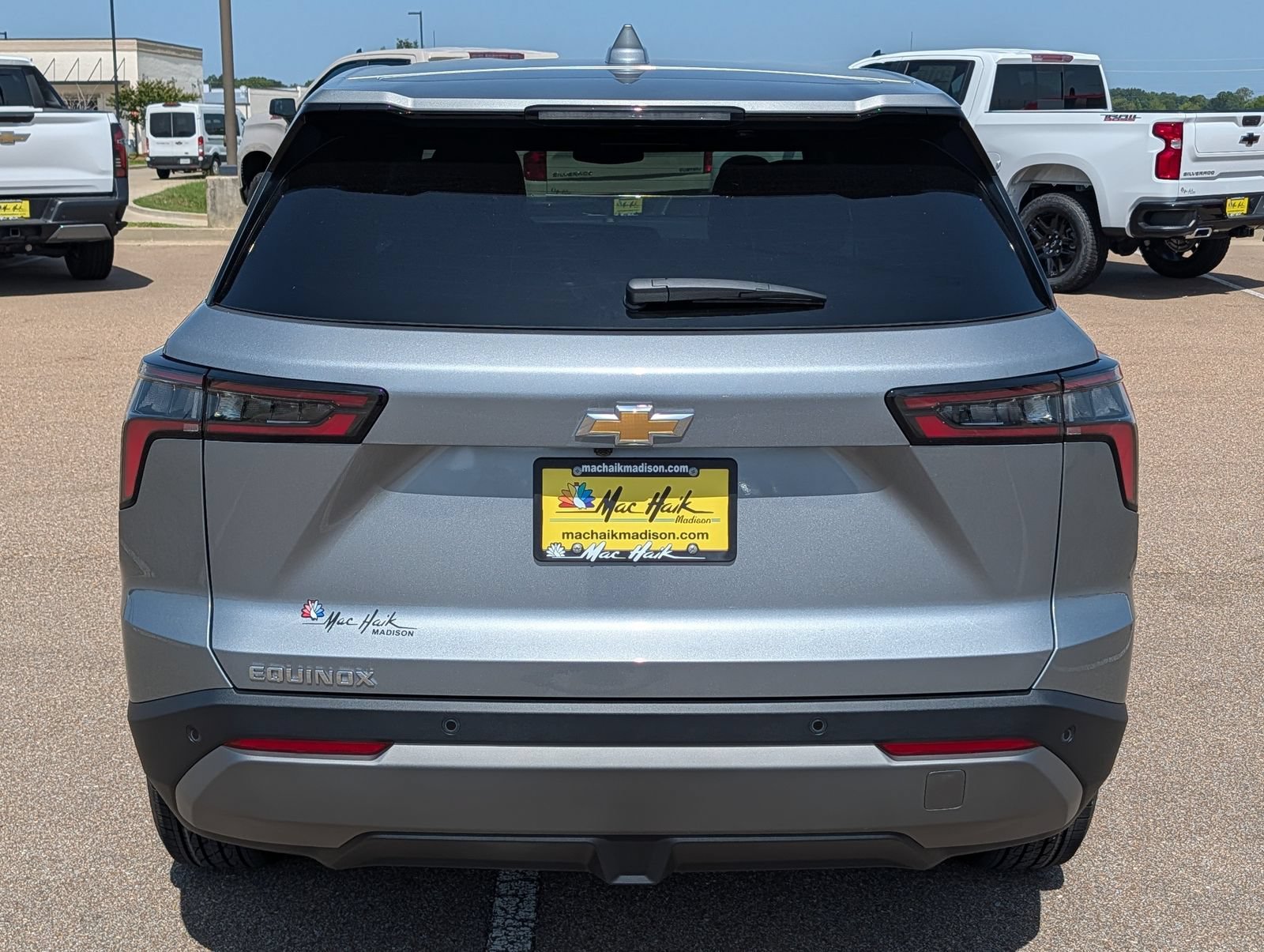 2027 Chevrolet Equinox LT - Photo 6