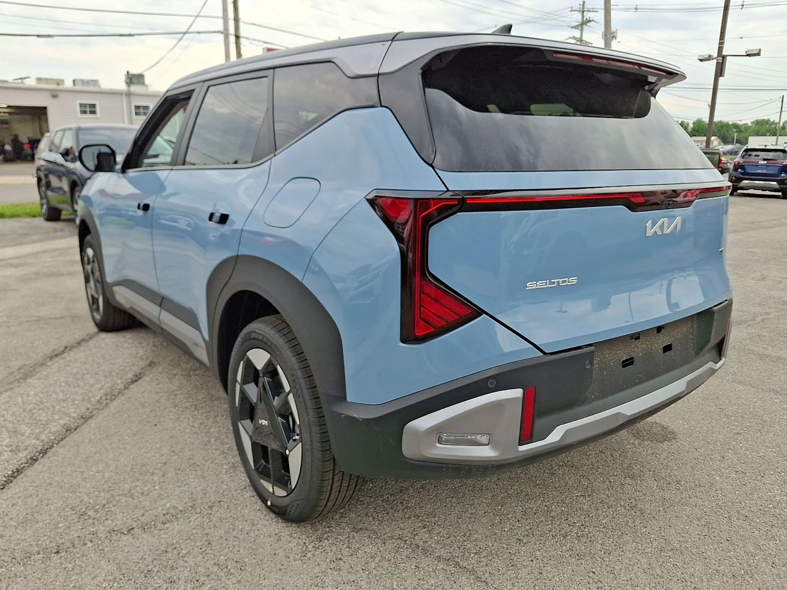 New 2027 Blue Kia S image 6