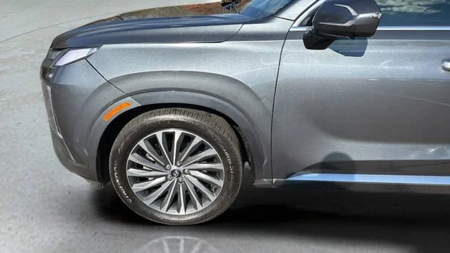 Used 2024 Gray Hyundai Calligraphy image 35