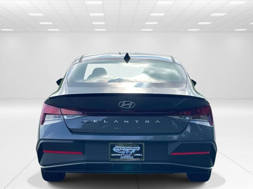 New 2026 Gray Hyundai SEL Sport image 5