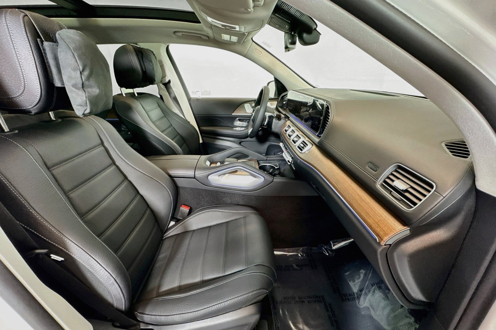 New 2026 Polar White Mercedes-Benz GLS 450 image 26