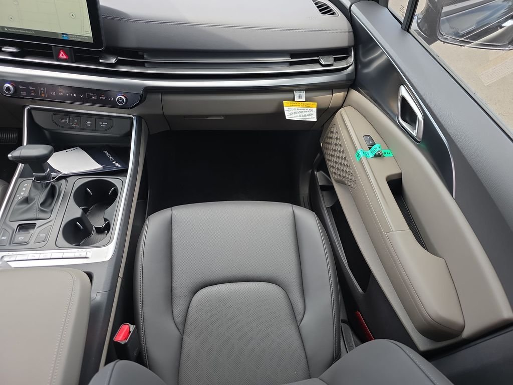 New 2026 Aurora Black Pearl Kia LXS image 17