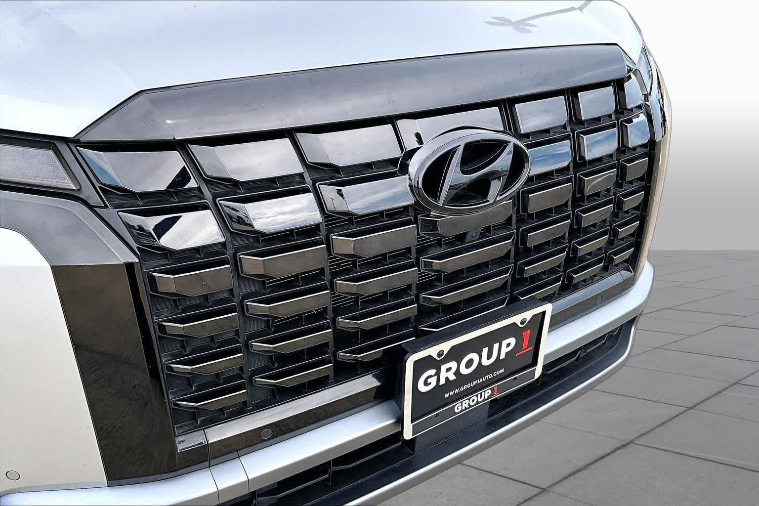 Used 2024 Typhoon Silver Hyundai Limited image 30