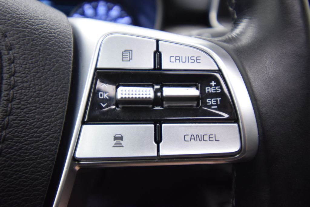 Used 2022 Black Kia SX image 37