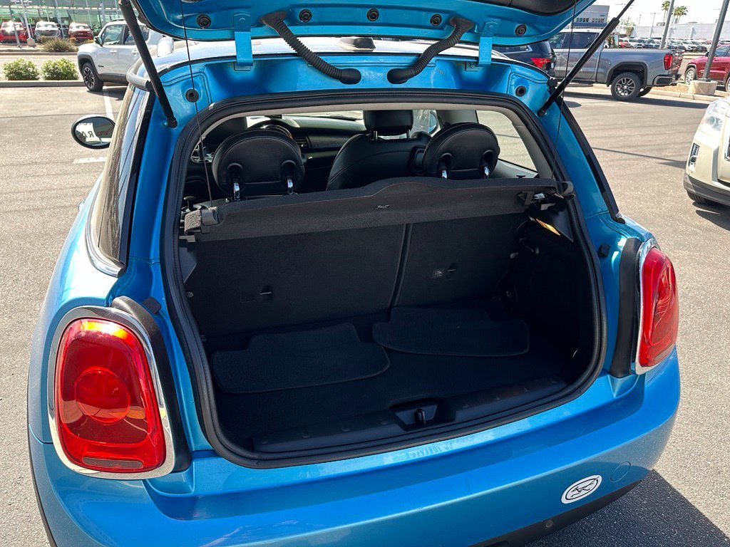 Used 2016 Blue MINI Base image 15