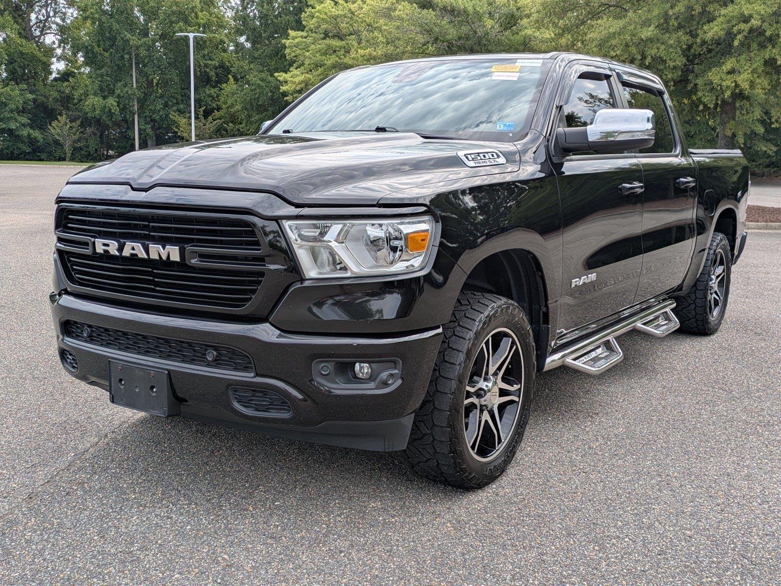 Used 2019 Diamond Black Crystal Pearlcoat Ram Big Horn/Lone Star image 8