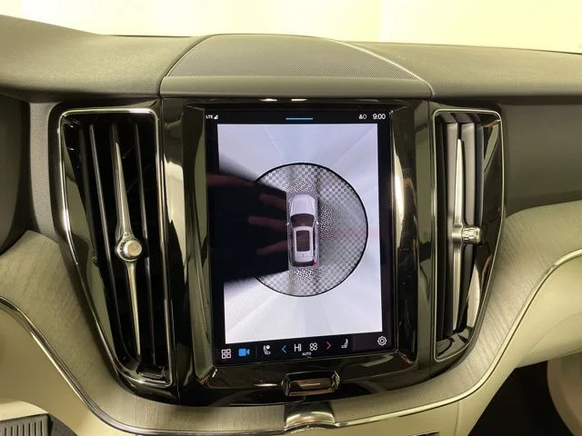 Certified Used 2025 Crystal White Volvo Plus image 4