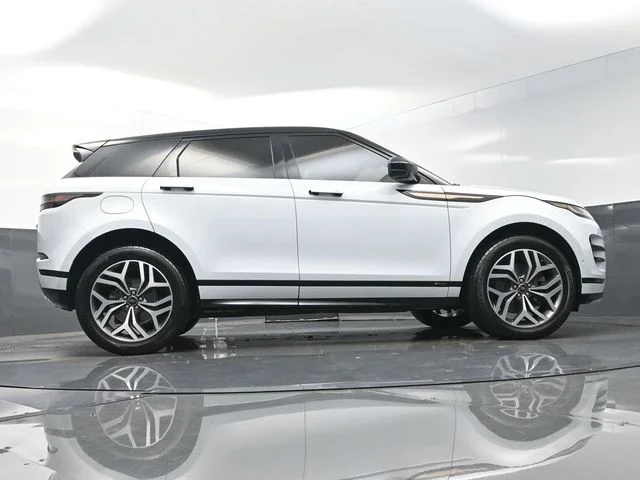 Used 2020  Land Rover First Edition image 36