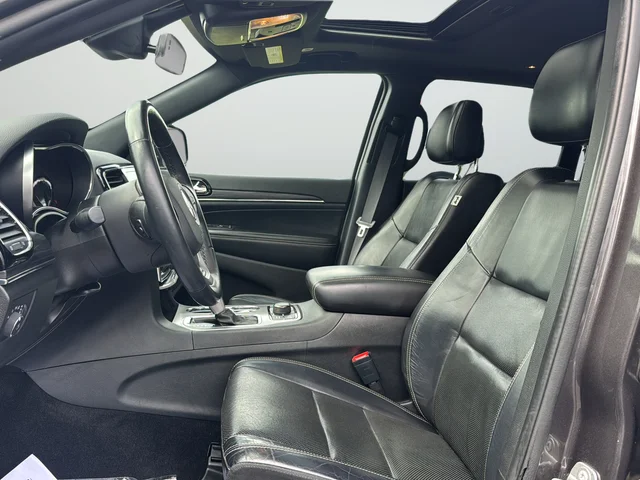 Used 2021 Gray Jeep Limited image 10