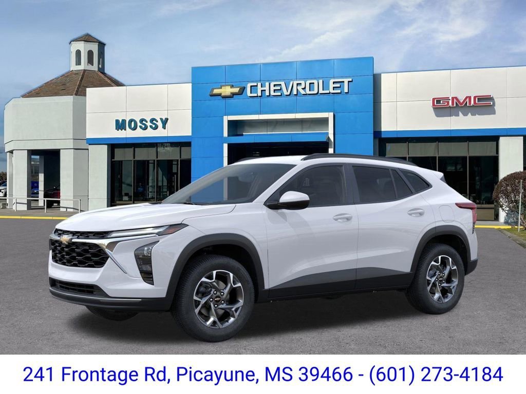 2026 Chevrolet Trax LT - Photo 2