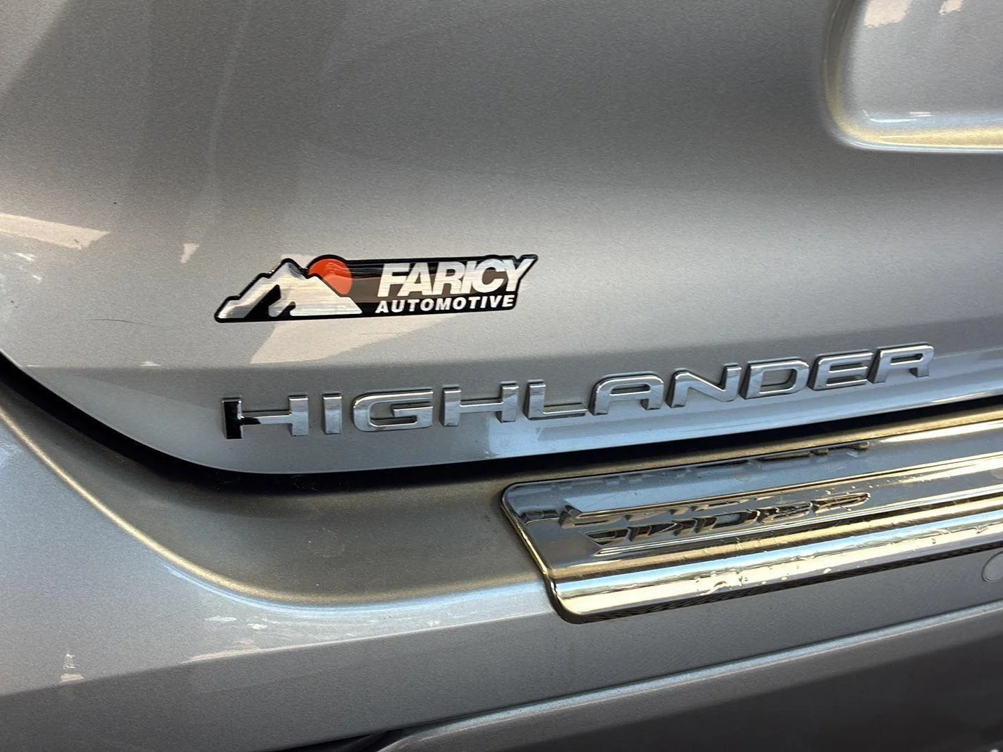 Used 2022 Celestial Silver Metallic Toyota Platinum image 8