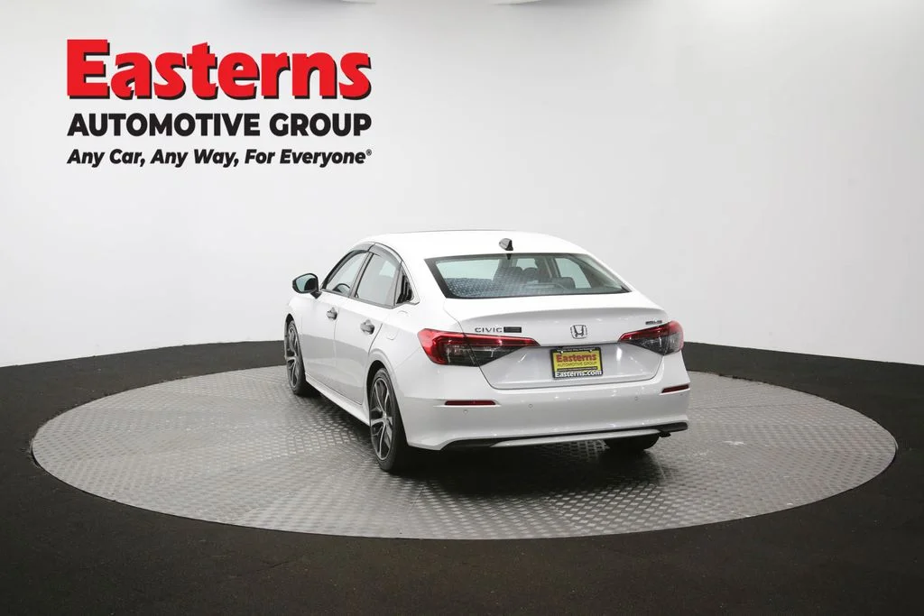 Used 2022 White Honda Touring image 65
