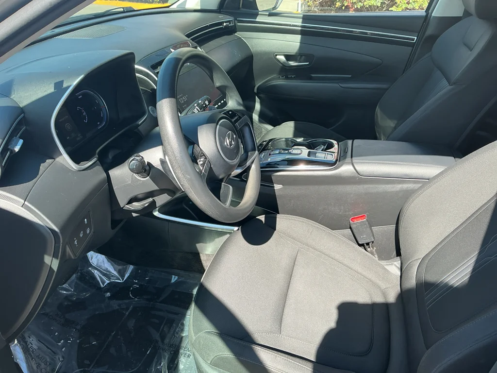 Used 2024 Shimmering Silver Hyundai Blue image 11