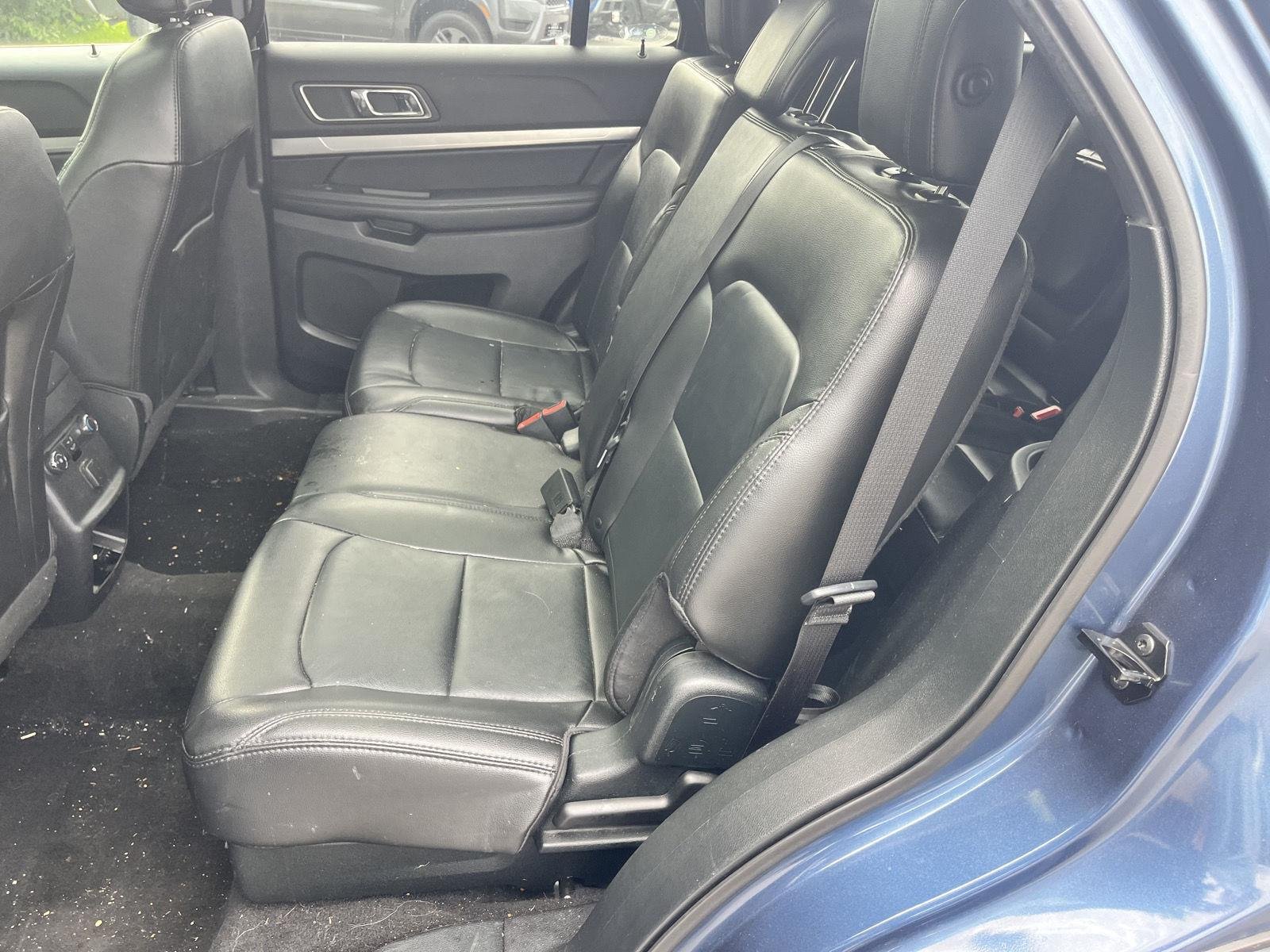 Used 2018 Blue Ford XLT image 19