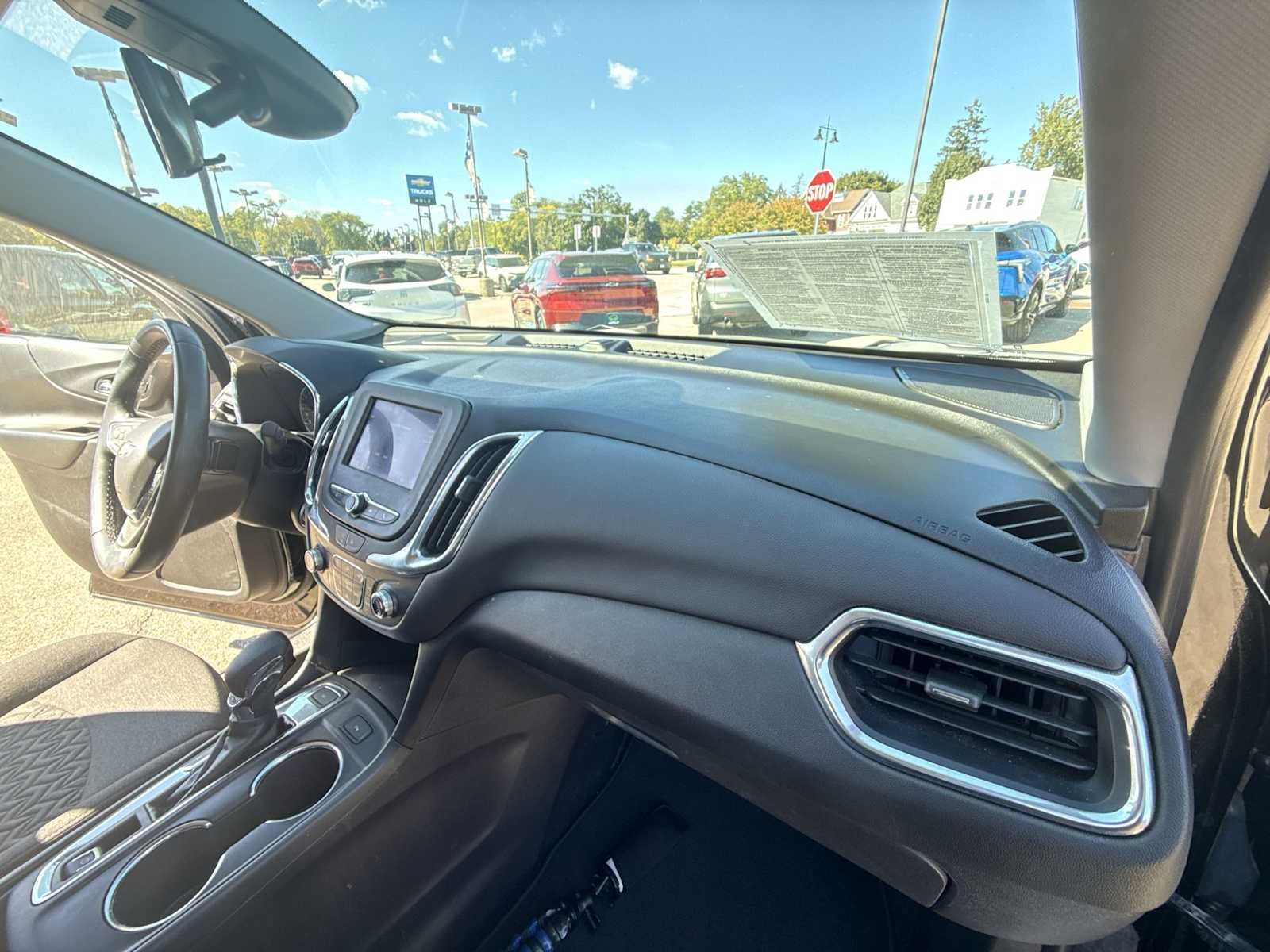 2024 Chevrolet Equinox LT - Photo 29