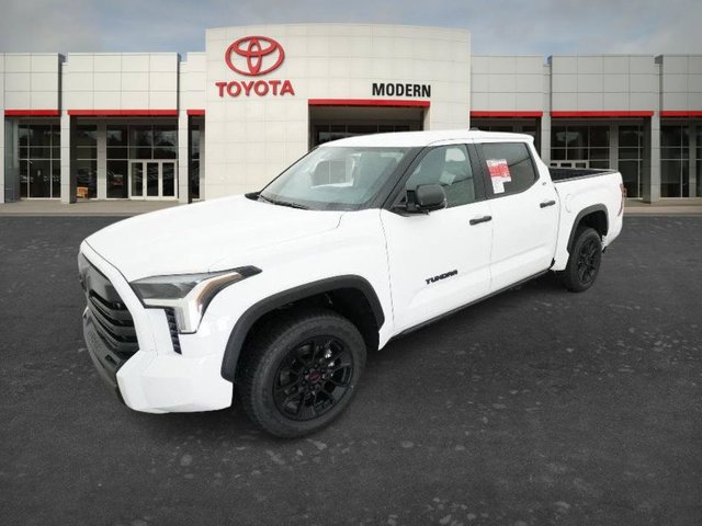 2026 Toyota Tundra 4WD SR5