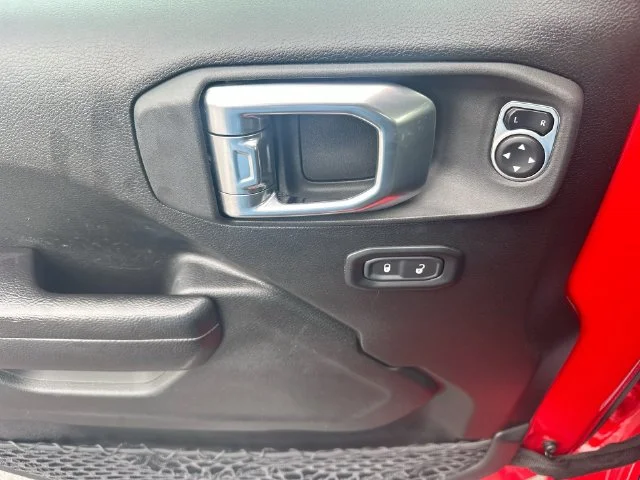 Used 2024 Red Jeep Sport S image 16