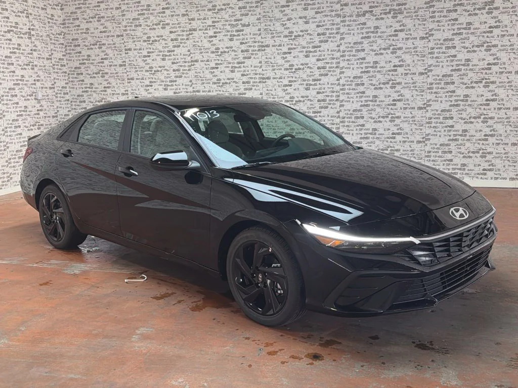 New 2026 Abyss Black Hyundai SEL Sport Plus image 1