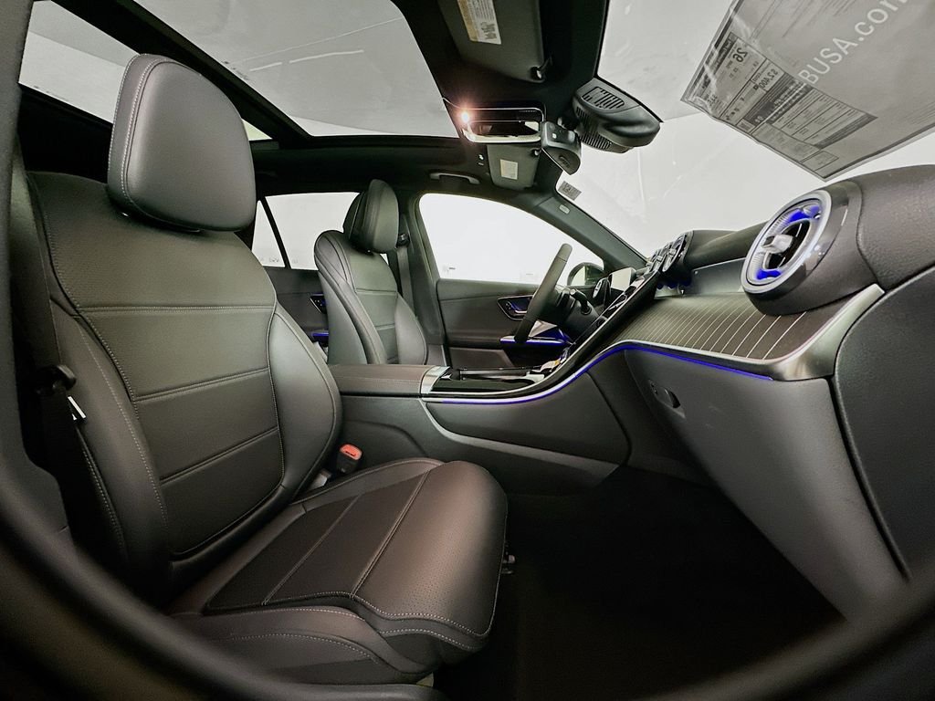 New 2026 Black Mercedes-Benz GLC 300 image 29