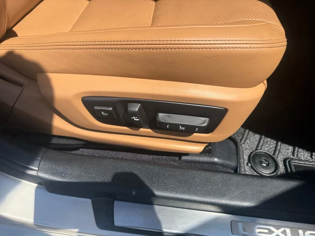 Used 2013 Cashmere Metallic Lexus 350 image 55