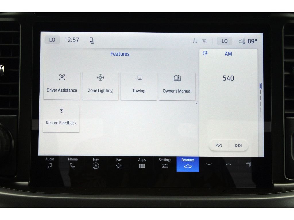 New 2026 Oxford White Ford XLT image 15