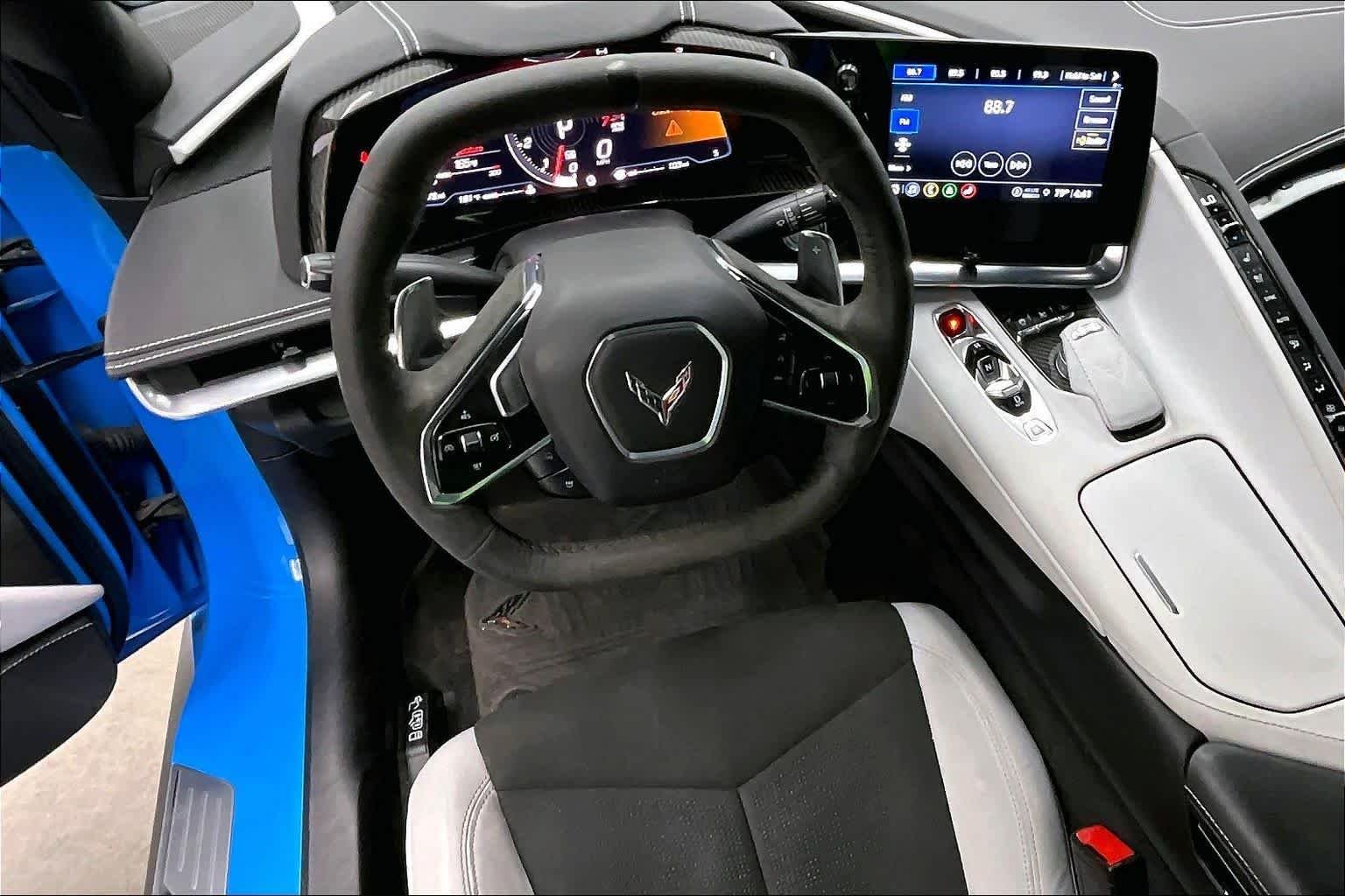 Used 2021 Rapid Blue Chevrolet 2LT image 6