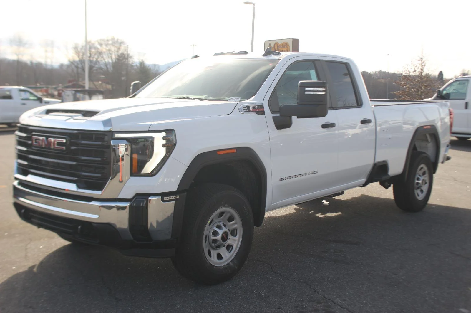 New 2026 Summit White GMC Pro image 3