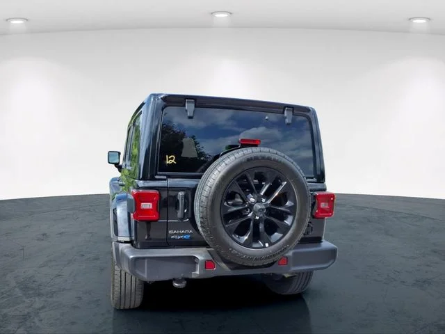 Used 2025 Black Jeep Sahara 4xe image 18