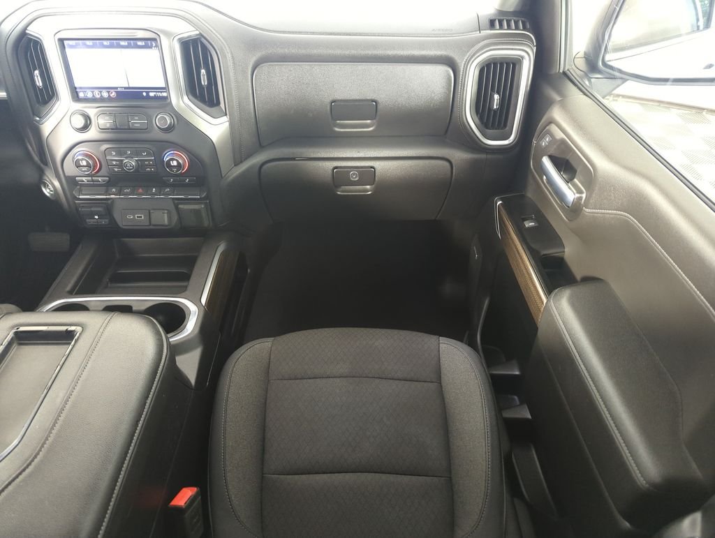 Used 2019 Silver Chevrolet RST image 15