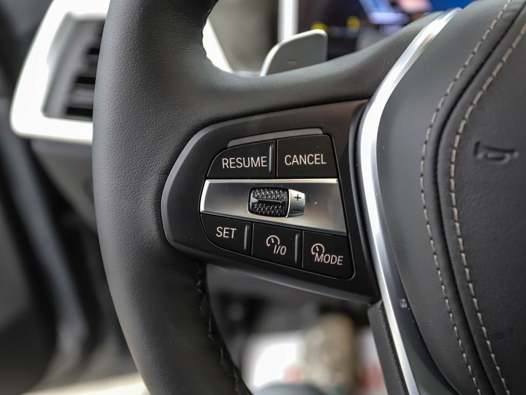 New 2026 Gray Metallic BMW xDrive40i image 12