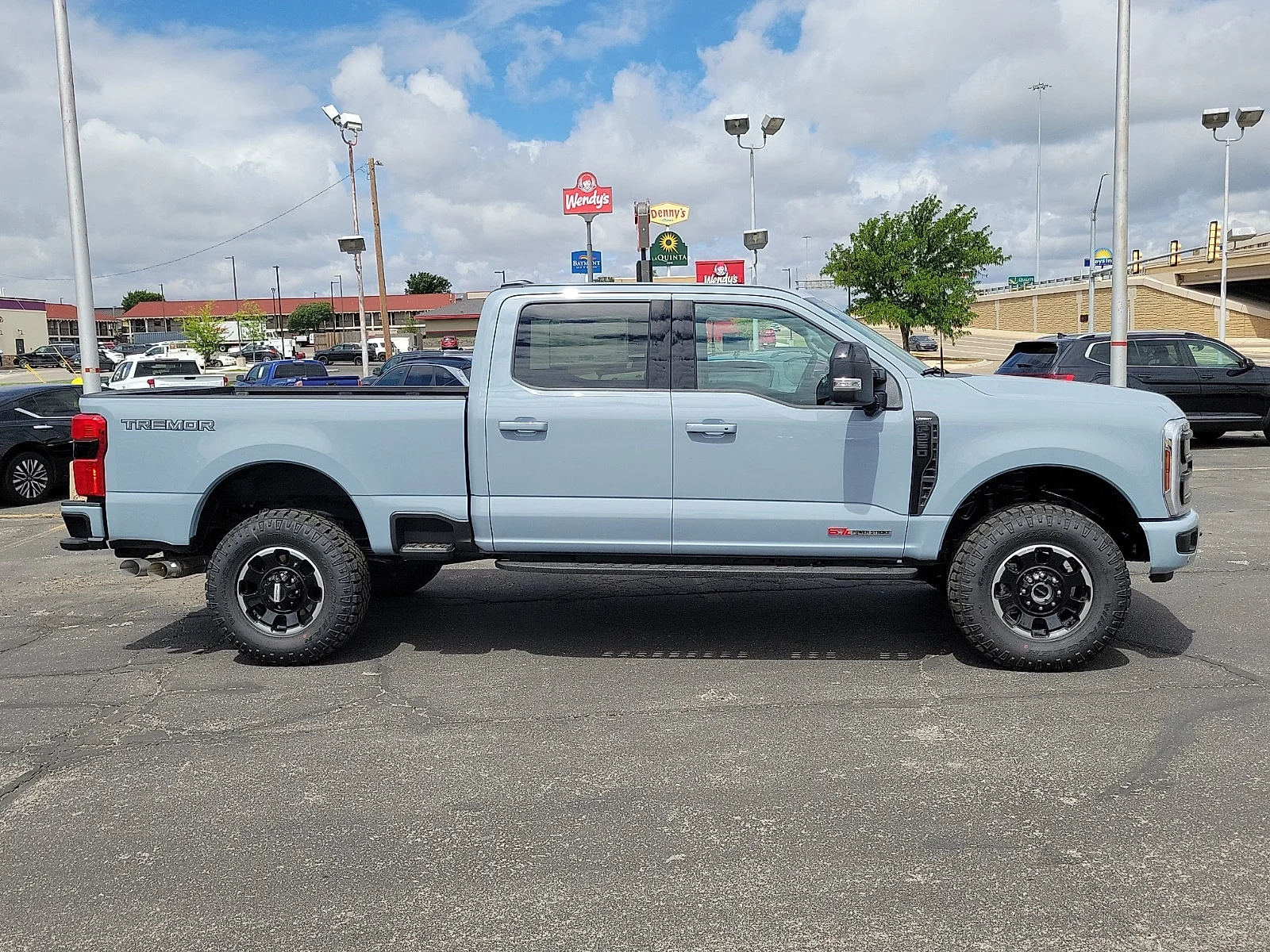 New 2026 Glacier Gray Metallic Tri-Coat Ford F-250&reg; Lariat&reg; image 5