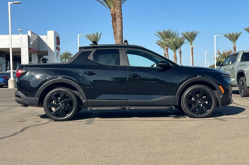 Used 2023 Black Hyundai NIGHT image 3
