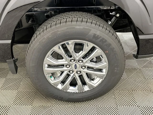 Certified Used 2025 Black Ford XLT image 21