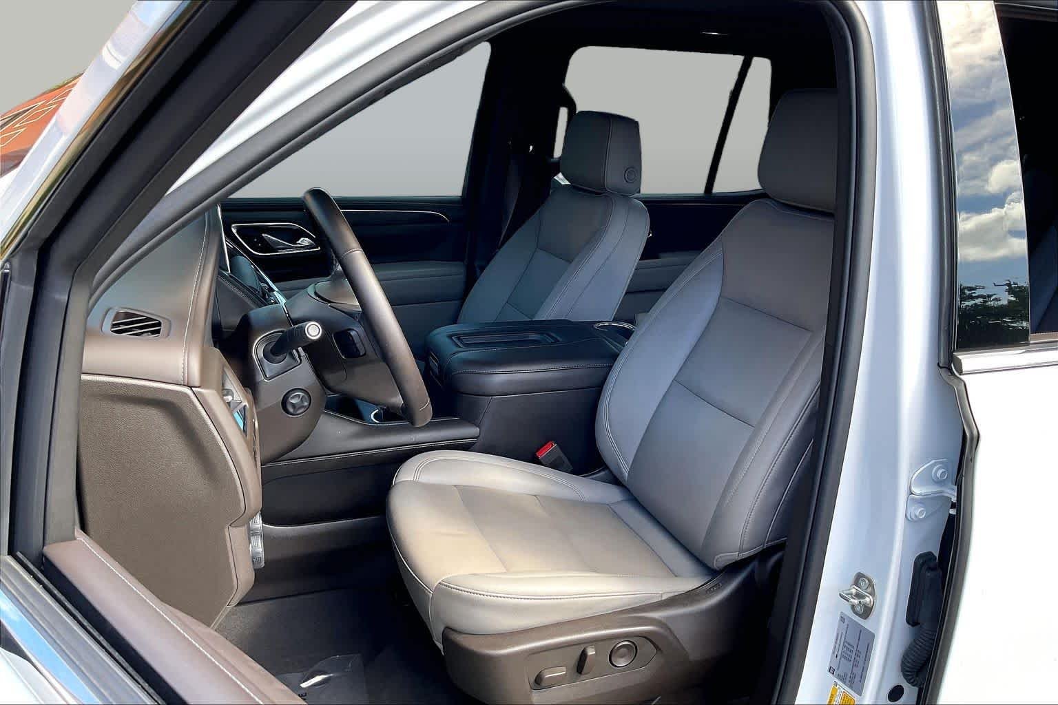 Used 2023 Summit White Chevrolet LT image 48