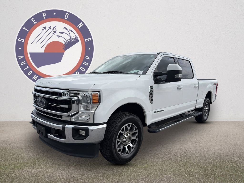 Certified Used 2020 Oxford White Ford Lariat image 2