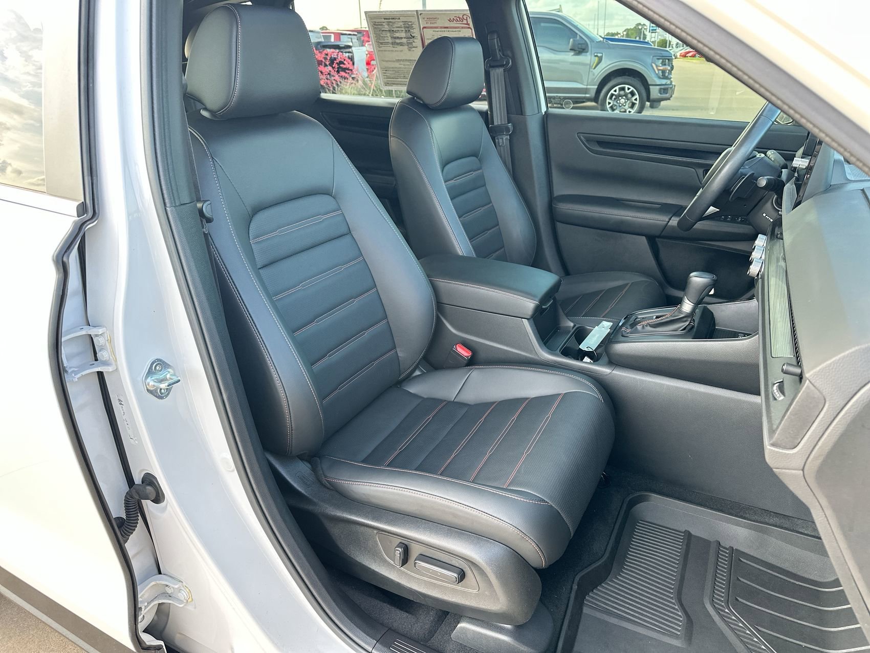 Used 2025 White Honda Sport-L image 24