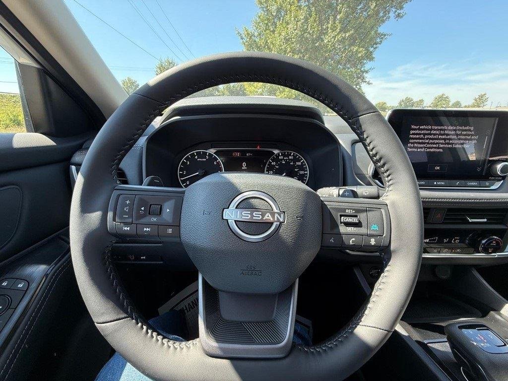 2026 Nissan Rogue SV - Photo 13