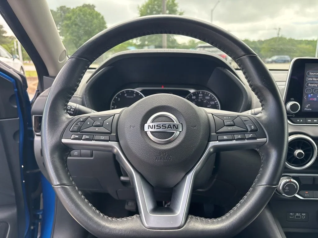 Used 2022 Blue Nissan SV image 20