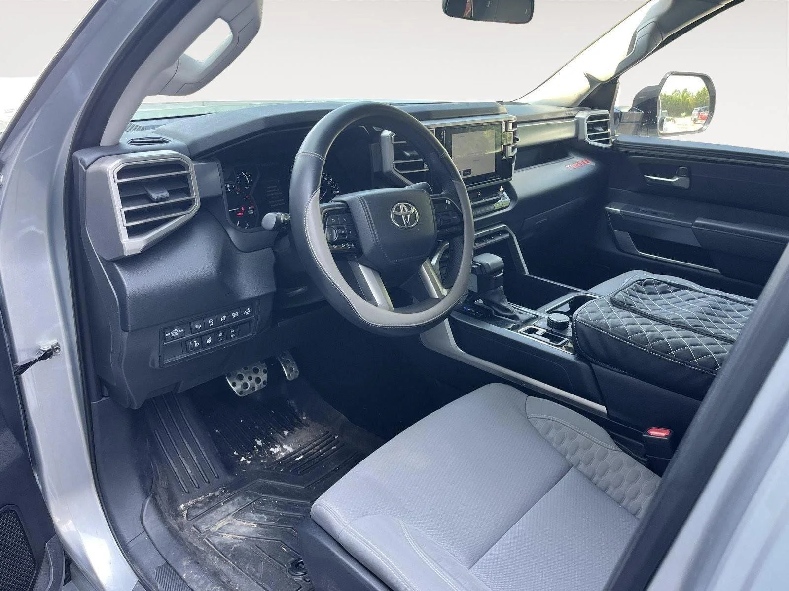 Used 2022 Celestial Silver Metallic Toyota SR5 image 10